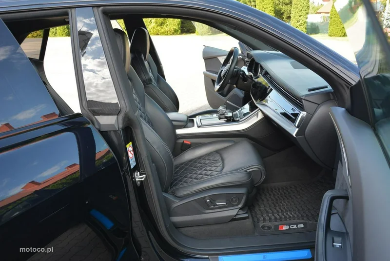 Audi SQ8 13