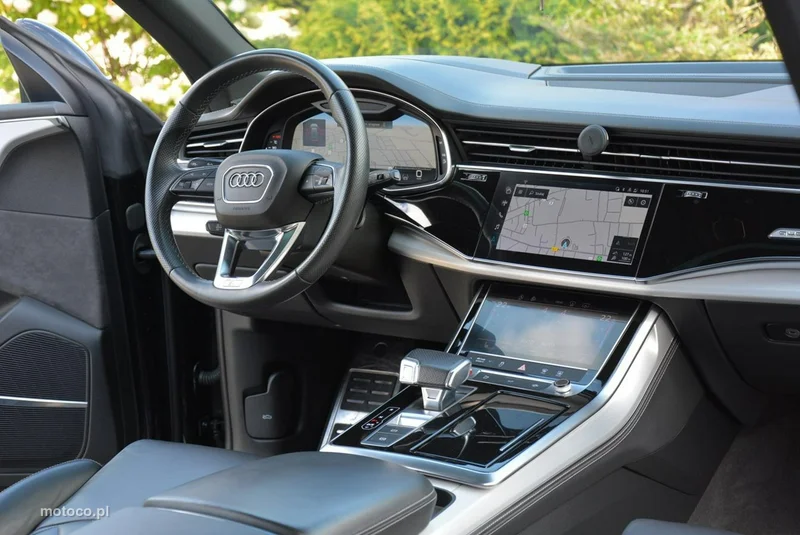 Audi SQ8 16