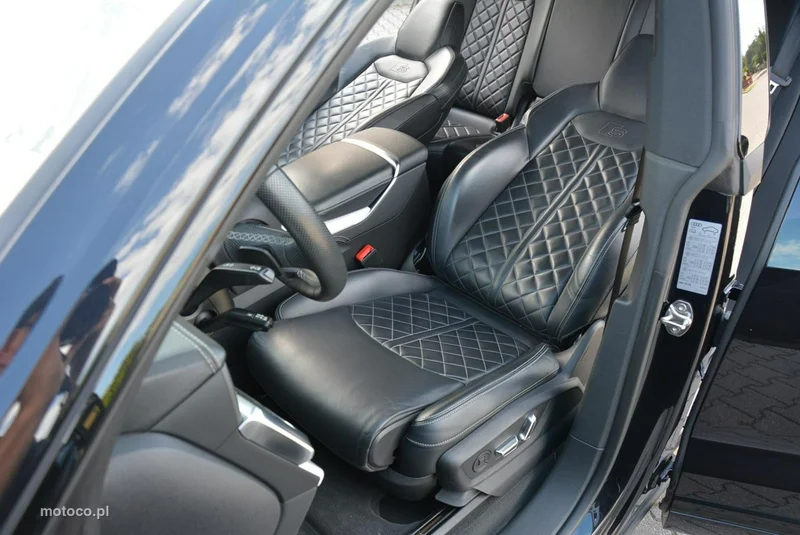 Audi SQ8 17