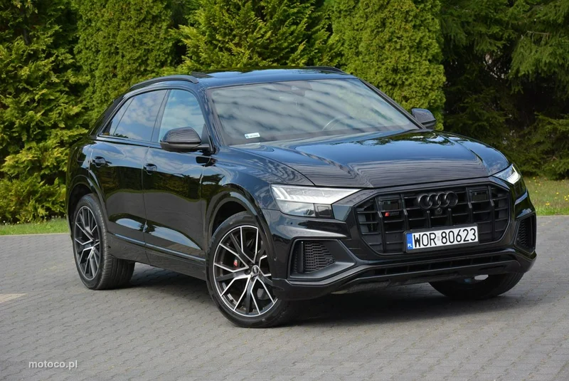 Audi SQ8 8