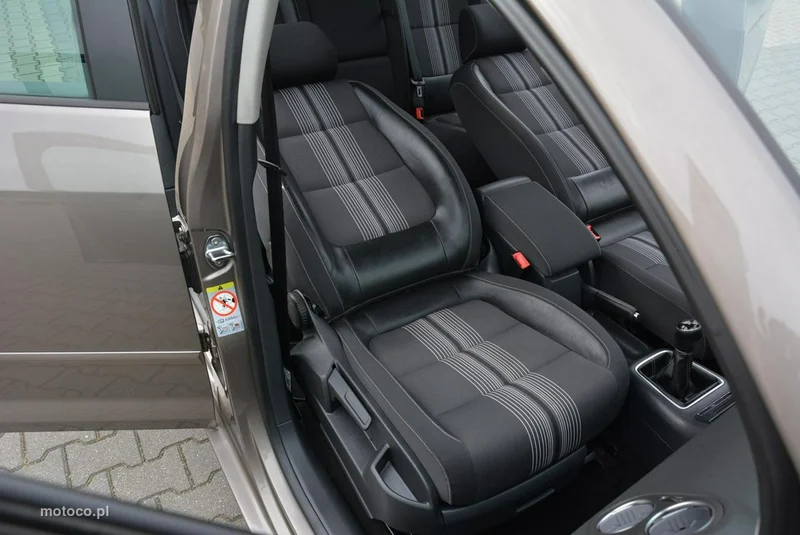Volkswagen Golf Plus VI 16