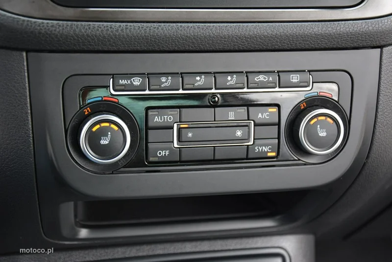 Volkswagen Golf Plus VI 27