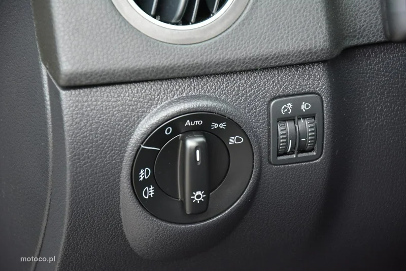 Volkswagen Golf Plus VI 32