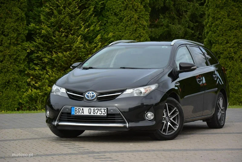 Toyota Auris E180 2