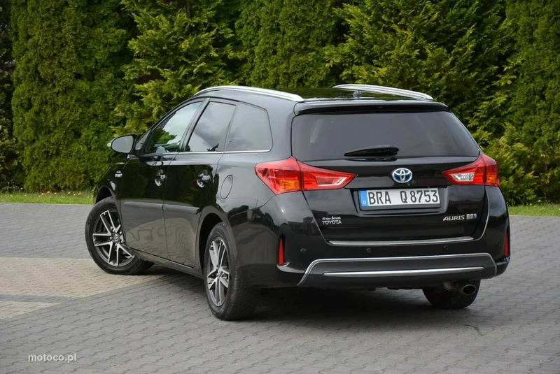 Toyota Auris E180 7