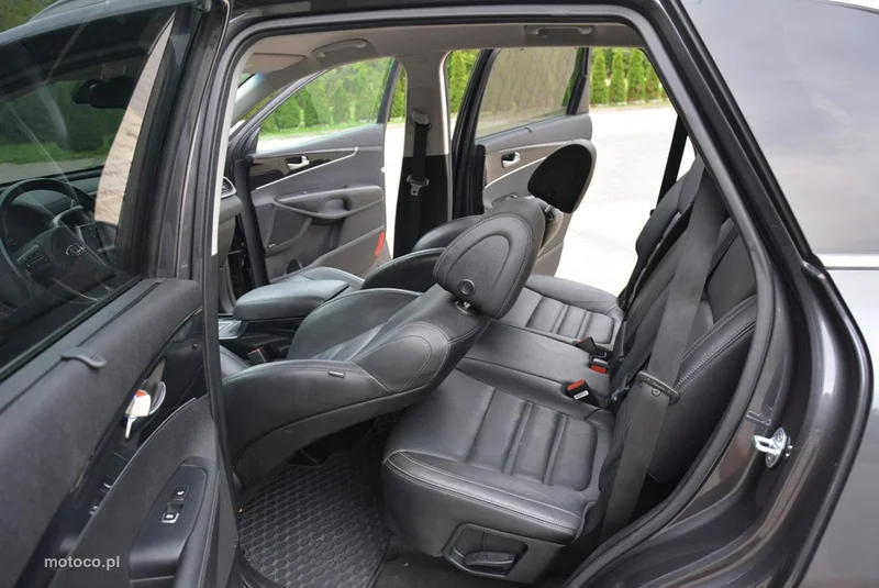 Kia Sorento 16