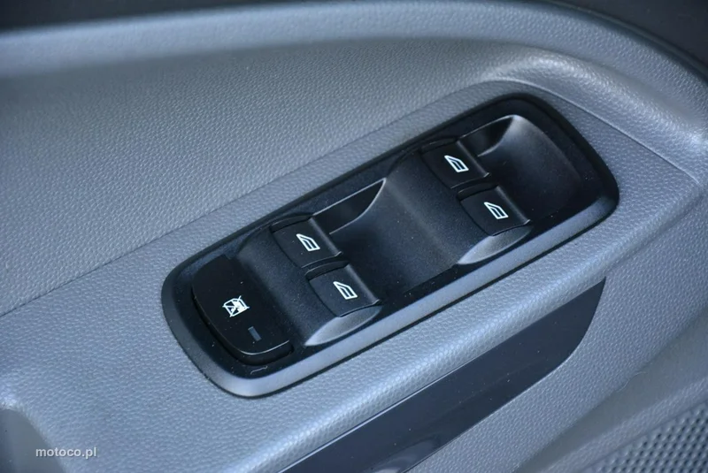 Ford EcoSport 30
