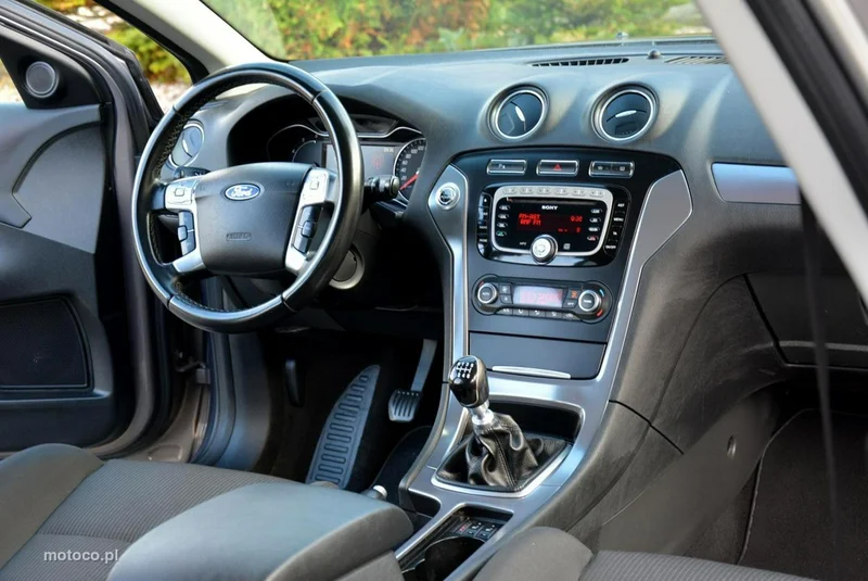 Ford Mondeo IV 18