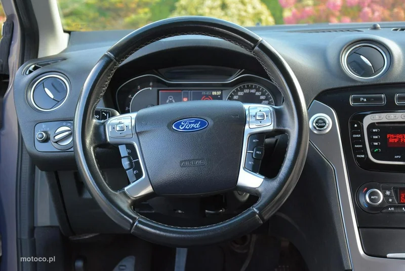 Ford Mondeo IV 23