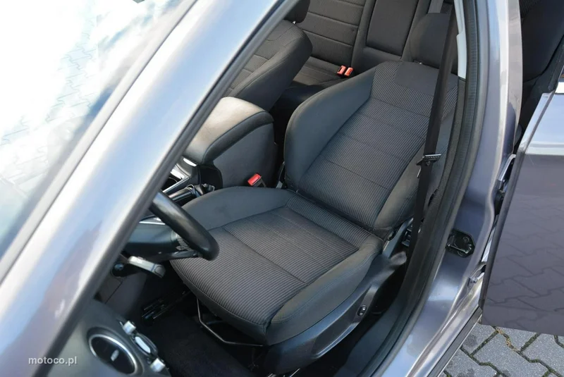 Ford Mondeo IV 21
