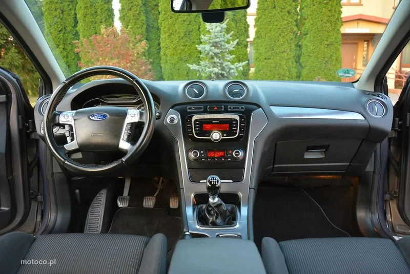 Ford Mondeo IV 21