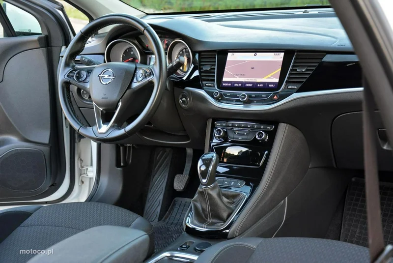 Opel Astra K 16