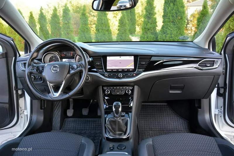 Opel Astra K 21