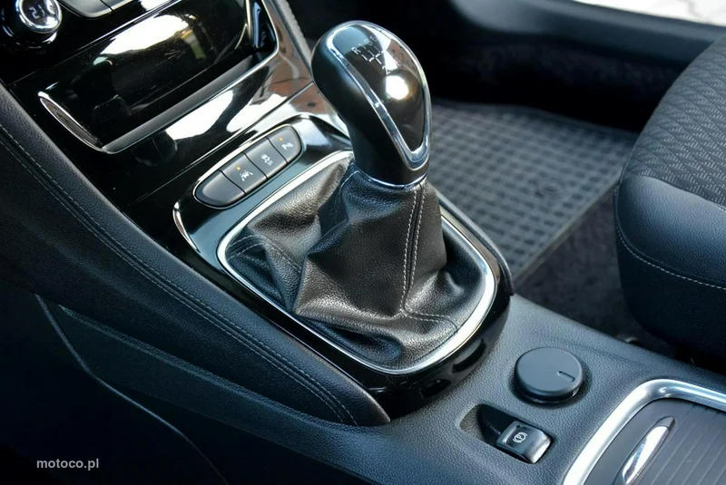 Opel Astra K 28