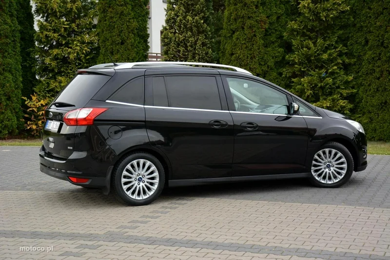 Ford Grand C-Max 13