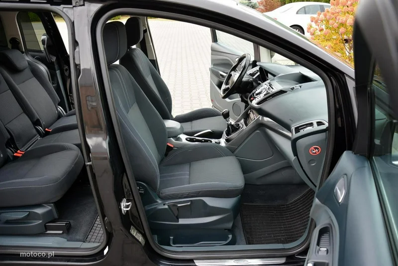 Ford Grand C-Max 17