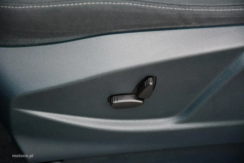 Ford Grand C-Max 21