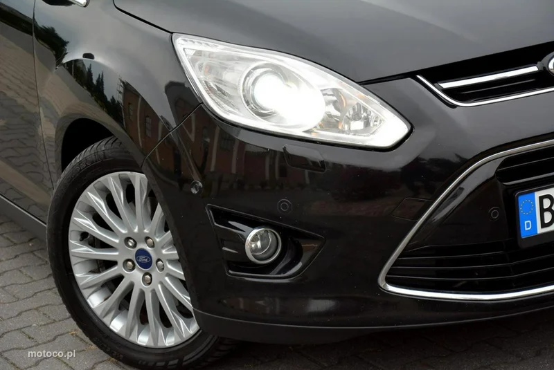 Ford Grand C-Max 8