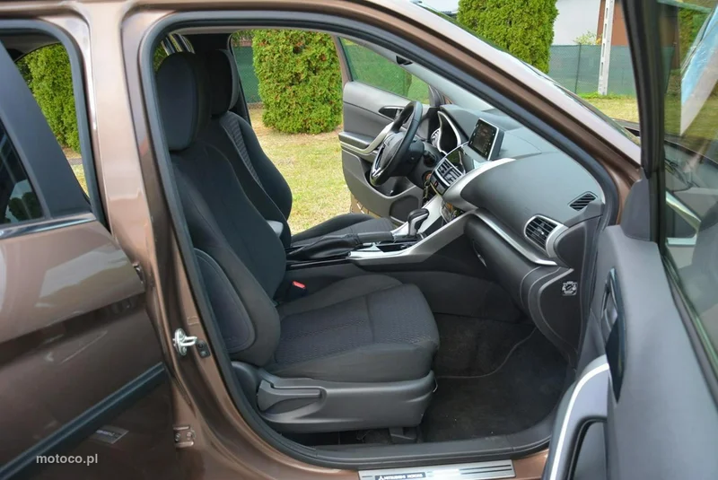 Mitsubishi Eclipse Cross 16