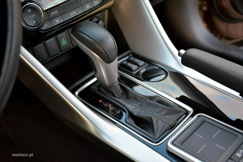Mitsubishi Eclipse Cross 32