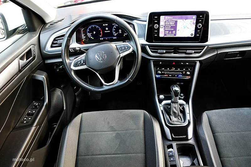 Volkswagen T-Roc A1 13