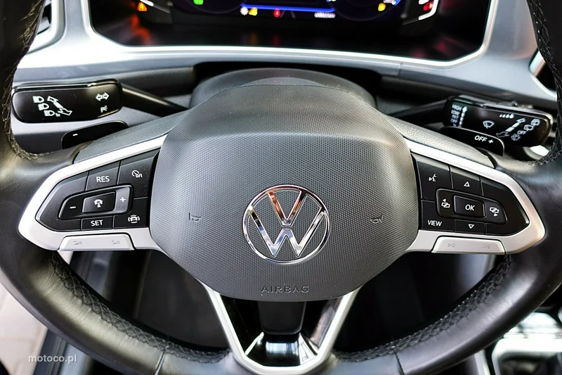 Volkswagen T-Roc A1 16