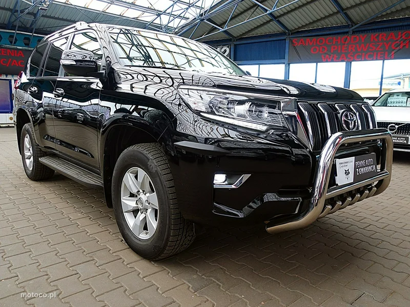 Toyota Land Cruiser J200 12