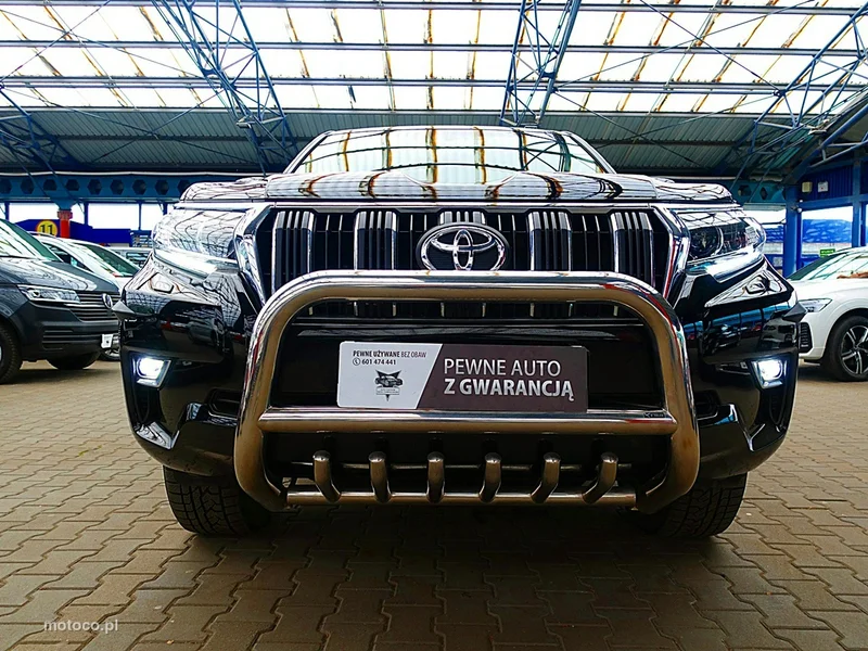 Toyota Land Cruiser J200 56