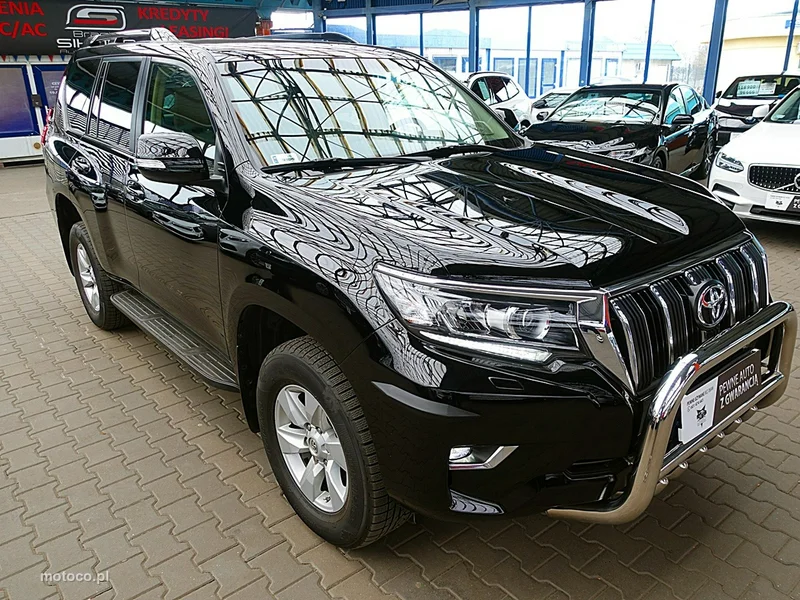 Toyota Land Cruiser J200 61