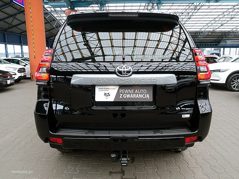 Toyota Land Cruiser J200 67
