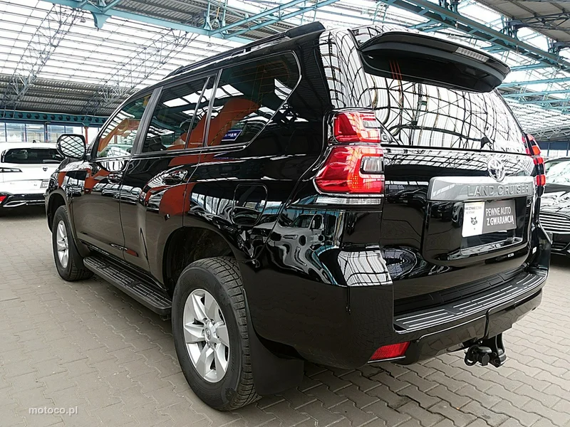 Toyota Land Cruiser J200 71