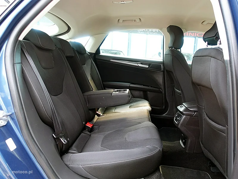 Ford Mondeo V 13