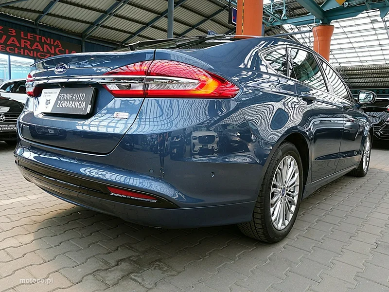Ford Mondeo V 10
