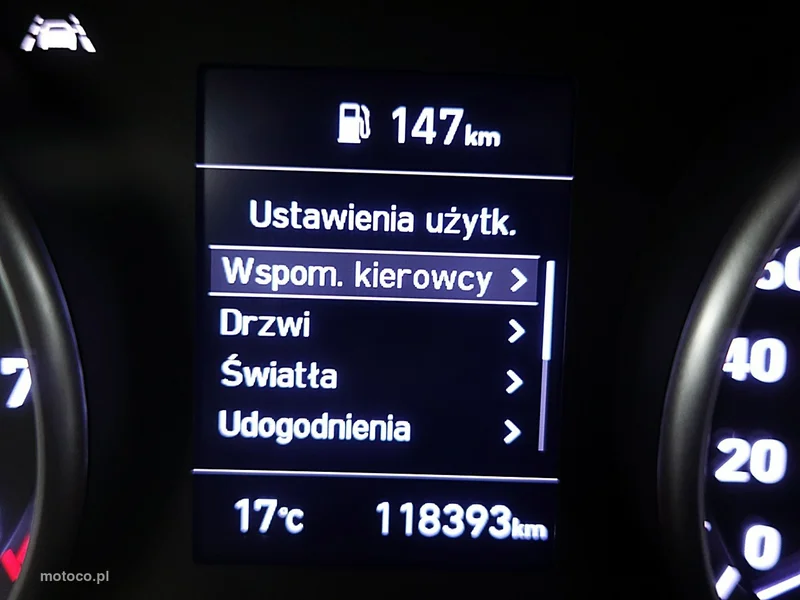 Hyundai i30 26