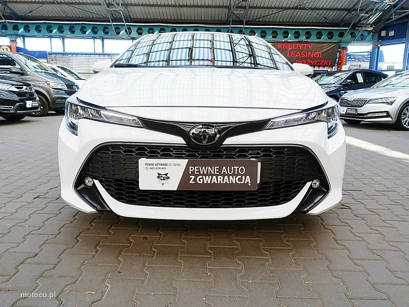 Toyota Corolla E210 3