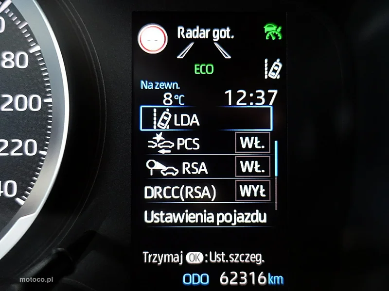 Toyota Corolla E210 23