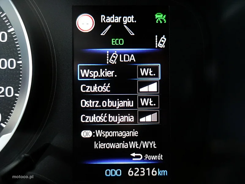 Toyota Corolla E210 24