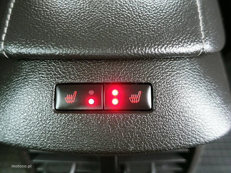 Ford Mondeo V 13