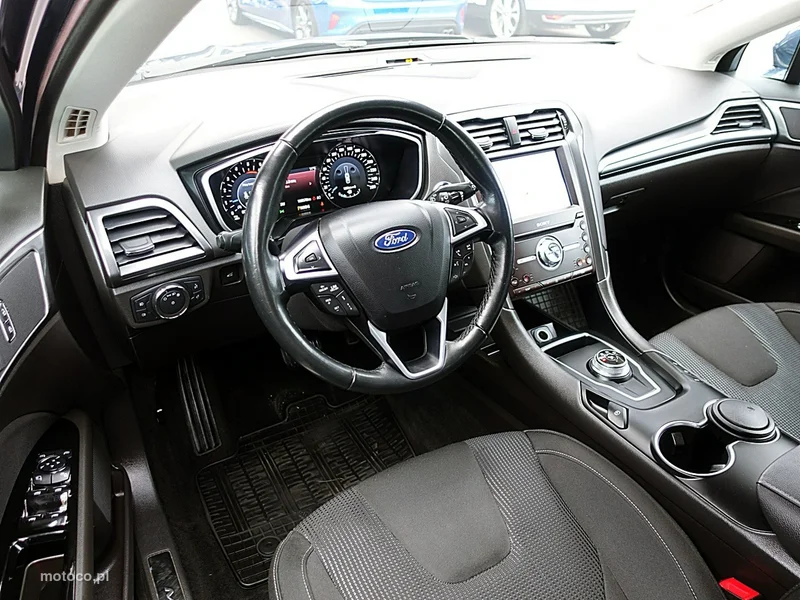 Ford Mondeo V 17