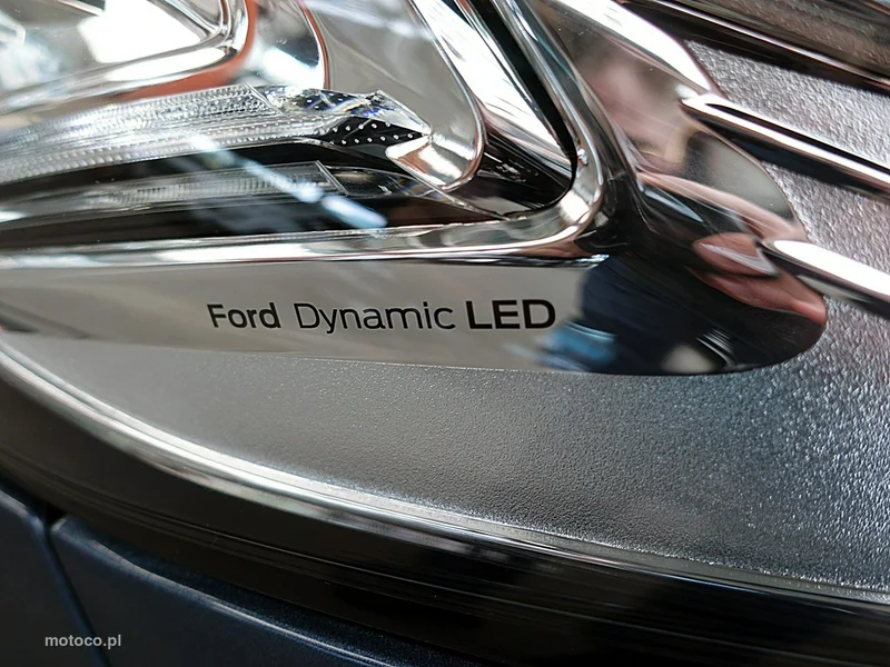 Ford Mondeo V 22