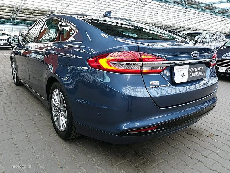 Ford Mondeo V 9