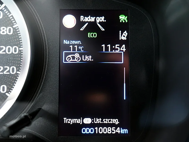 Toyota Corolla E210 27