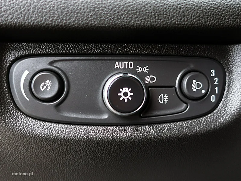 Opel Insignia B 18