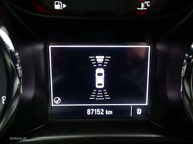 Opel Insignia B 26