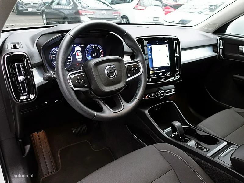 Volvo XC 40 16