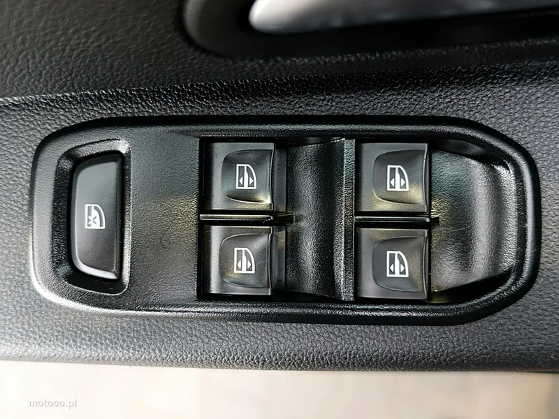 Dacia Duster 16
