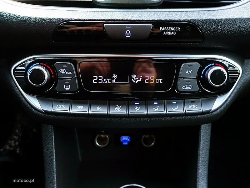 Hyundai i30 18
