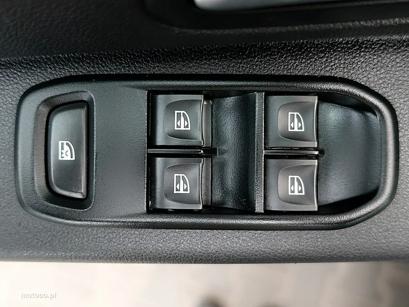 Dacia Duster 16