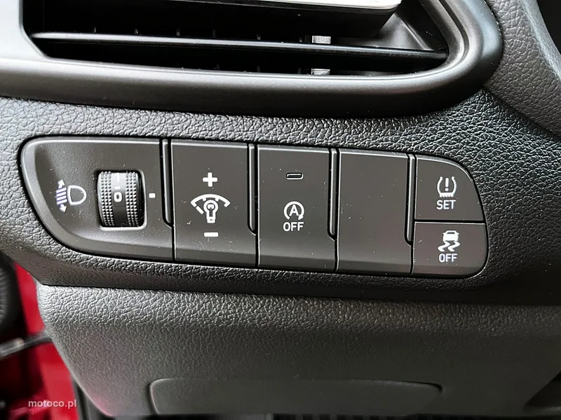 Hyundai i30 17