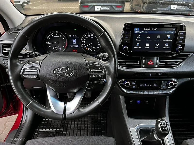 Hyundai i30 18
